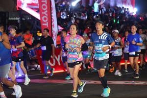 BIB: 
                            <button type="button" onclick="openModal(23355014)" class="btn btn-primary btn-sm float-right btn-popup" data-toggle="modal" data-target=".modal-high-quality">
                        <i class="fas fa-shopping-cart"></i> Add to Cart
                    </button>
                                            <button type="button" onclick="isThisMe(23355014, true)" class="btn btn-success btn-sm float-right btn-popup btn-isme hidden" data-toggle="tooltip" data-placement="bottom" title="นี่คือรูปของคุณใช่ไหม คลิกที่นี่เพื่อเอาเข้าอัลบั้ม">
                        <i class="fas fa-plus"></i> Add to album
                    </button>
                    <button type="button" onclick="isThisMe(23355014, false)" class="btn btn-warning btn-sm float-right btn-popup btn-isnotme hidden">
                        <i class="fas fa-ban"></i> Remove from album
                    </button>